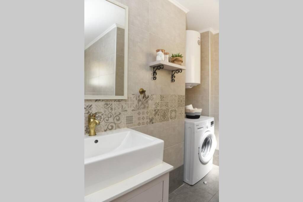 Almanza Apartment Syros Ermoúpoli Eksteriør bilde